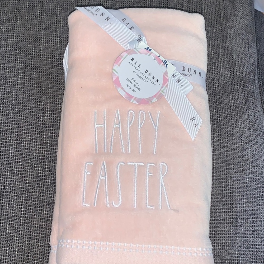 Set of Easter hand towels